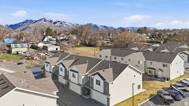 259 W 70 N, Hyrum, UT 84319