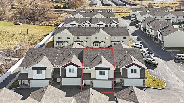 259 W 70 N, Hyrum, UT 84319