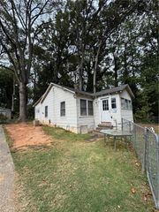 81 Cochran SE Road, Marietta, GA 30060