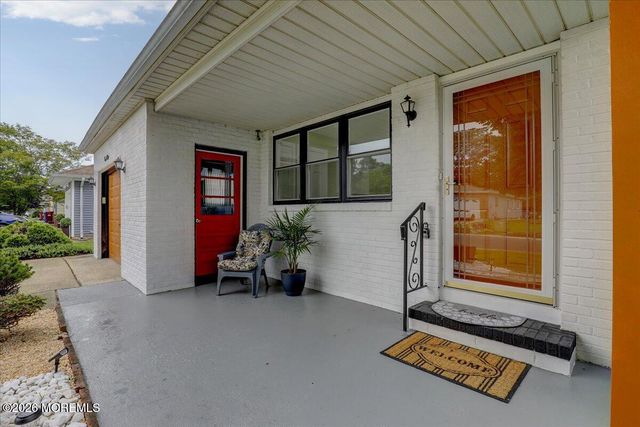 135 Biabou Drive, Toms River, NJ 08757