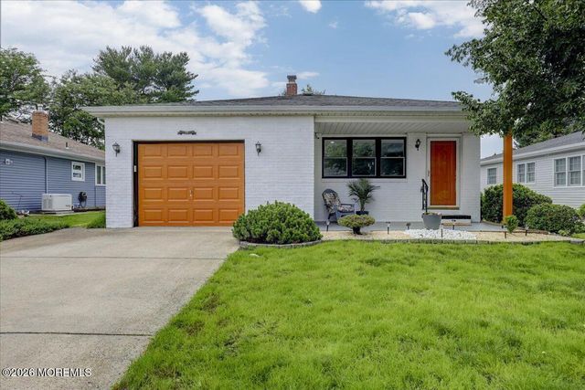 135 Biabou Drive, Toms River, NJ 08757