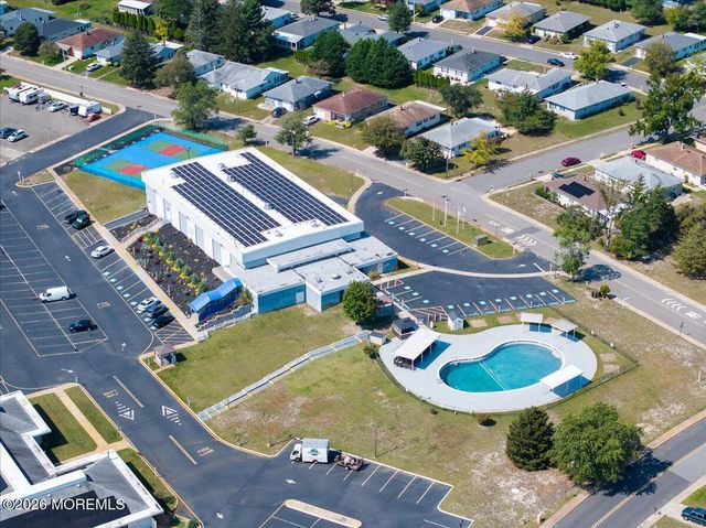 135 Biabou Drive, Toms River, NJ 08757