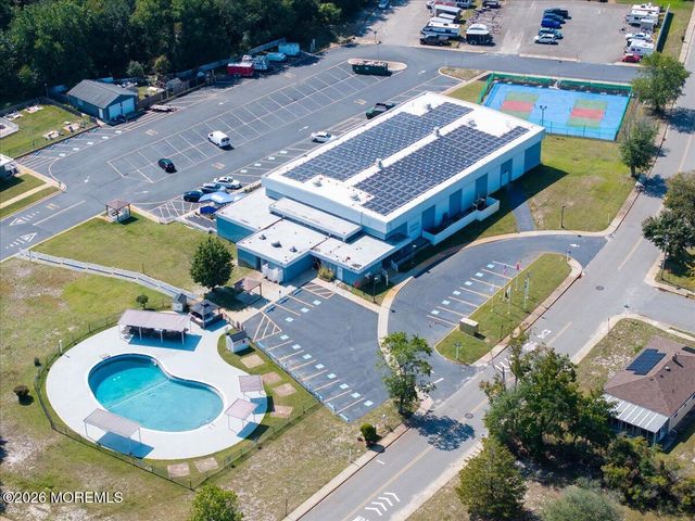 135 Biabou Drive, Toms River, NJ 08757