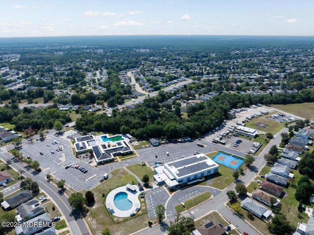 135 Biabou Drive, Toms River, NJ 08757