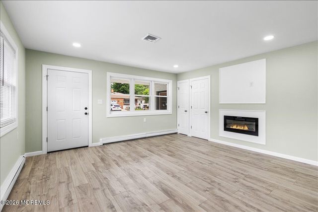 135 Biabou Drive, Toms River, NJ 08757
