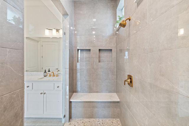 6112 Cuchara BND, Austin, TX 78738