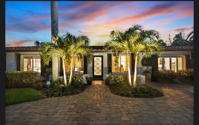 2630 NE 51st Court, Lighthouse Point, FL 33064