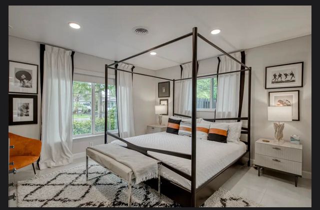 2630 NE 51st Court, Lighthouse Point, FL 33064