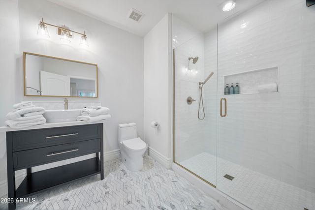 7475 E JACKRABBIT Road, Scottsdale, AZ 85250