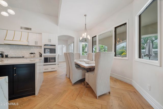 7475 E JACKRABBIT Road, Scottsdale, AZ 85250