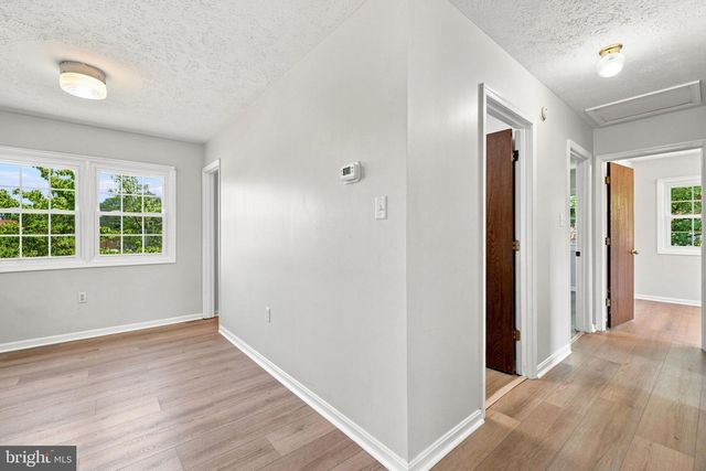 102 LINWOOD CT, Stephens City, VA 22655