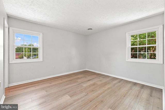 102 LINWOOD CT, Stephens City, VA 22655