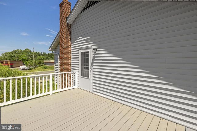 102 LINWOOD CT, Stephens City, VA 22655