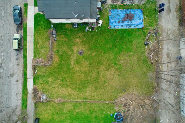 5175 TROWBRIDGE Street, Hamtramck, MI 48212