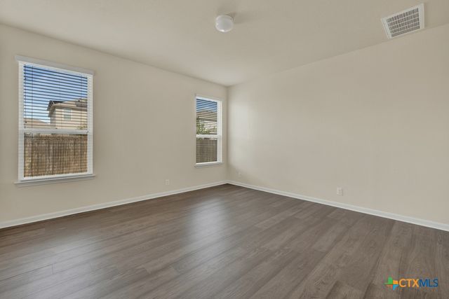 1355 Fall Cover, New Braunfels, TX 78130