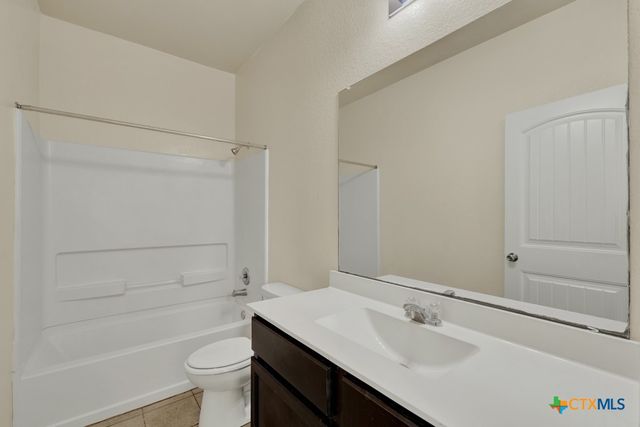 1355 Fall Cover, New Braunfels, TX 78130