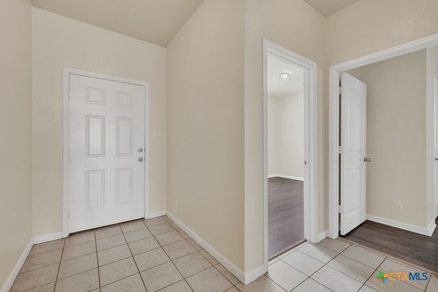 1355 Fall Cover, New Braunfels, TX 78130