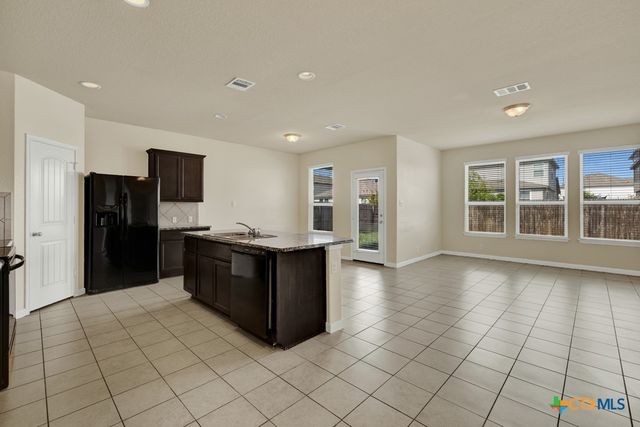 1355 Fall Cover, New Braunfels, TX 78130