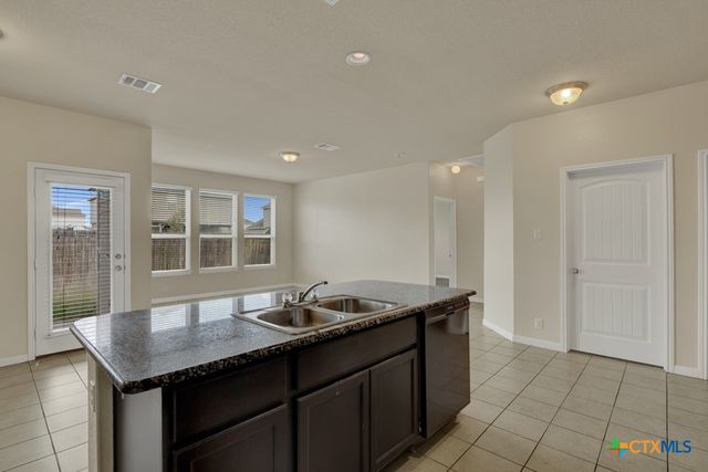 1355 Fall Cover, New Braunfels, TX 78130