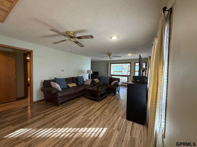 306 East Avenue, Western, NE 68464