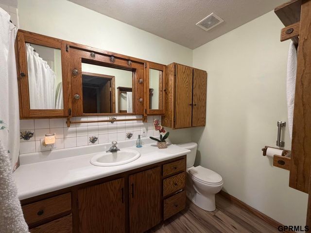 306 East Avenue, Western, NE 68464