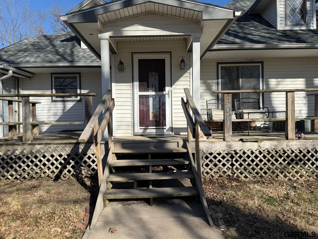 306 East Avenue, Western, NE 68464