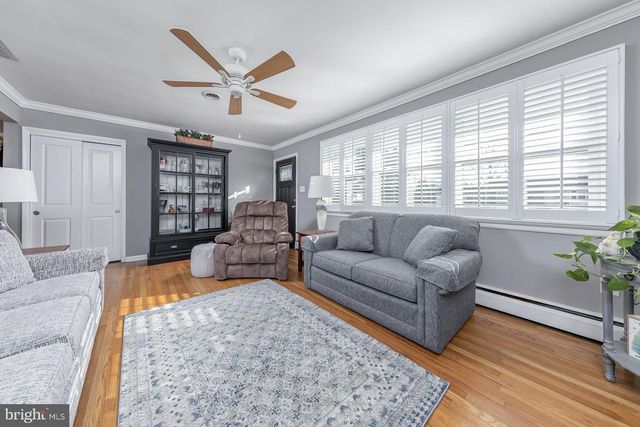 456 FREUND AVE, Gibbstown, NJ 08027