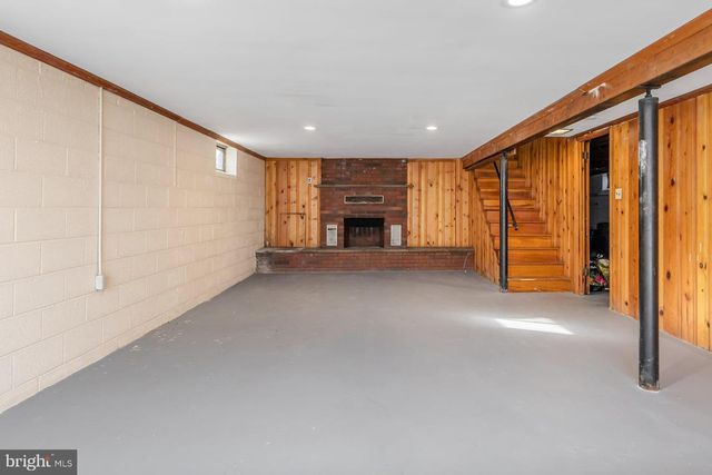 456 FREUND AVE, Gibbstown, NJ 08027