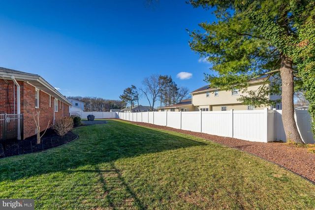 456 FREUND AVE, Gibbstown, NJ 08027