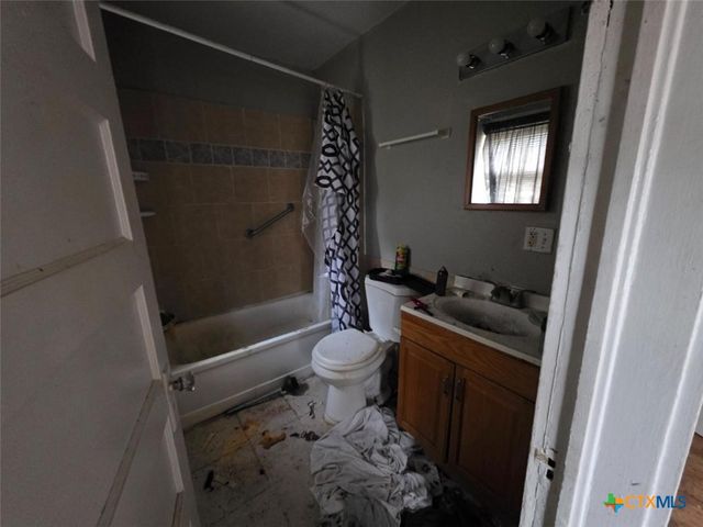 1214 S 19th Street, Temple, TX 76504