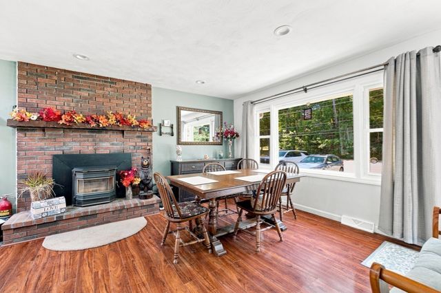 298 Neck Rd, Rochester, MA 02770