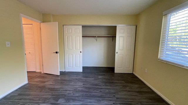 2708 SW 14TH DRIVE 220, Gainesville, FL 32608