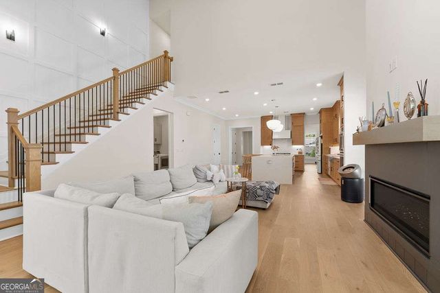 110 Wards Crossing Way, Alpharetta, GA 30022