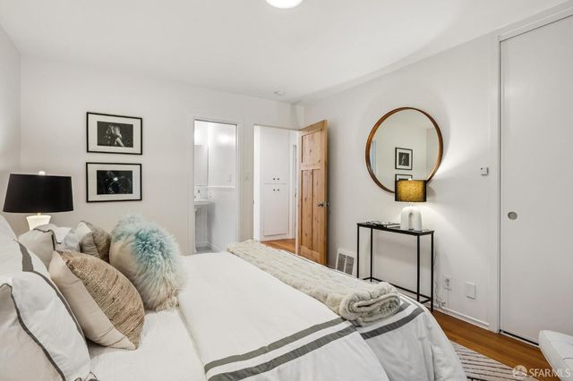 25 crestmont Drive, San Francisco, CA 94131