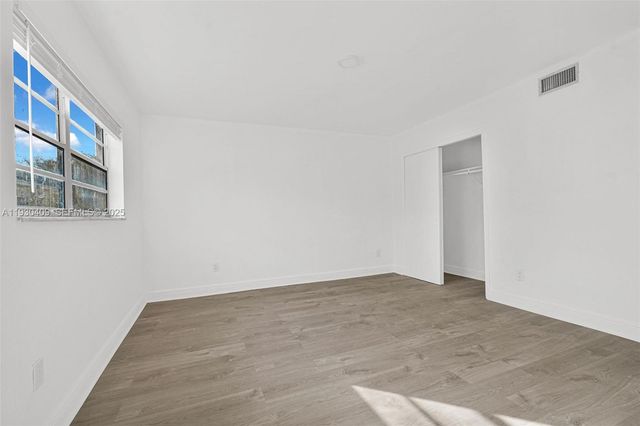 8295 NE Miami Ct 4, Miami, FL 33138