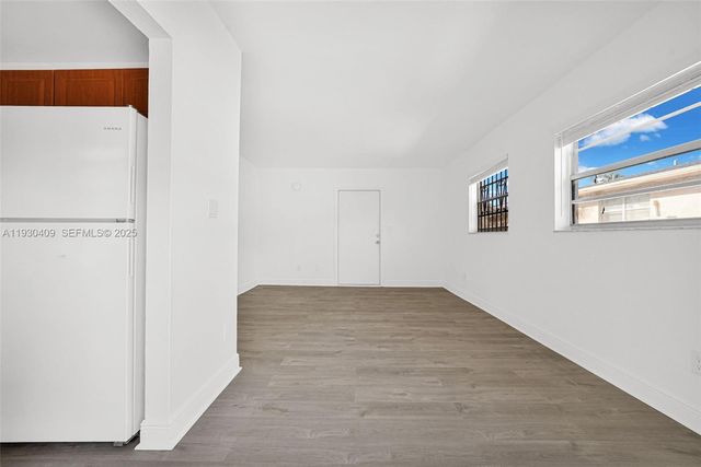 8295 NE Miami Ct 4, Miami, FL 33138