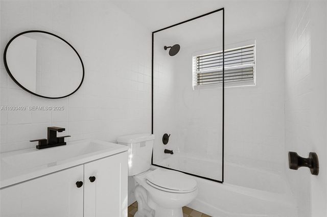 8295 NE Miami Ct 4, Miami, FL 33138