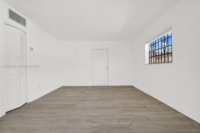 8295 NE Miami Ct 4, Miami, FL 33138