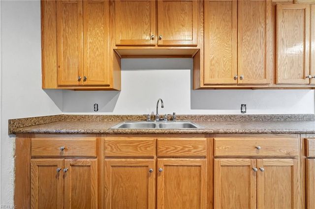 1208 Edgewood AVE, Chesapeake, VA 23324