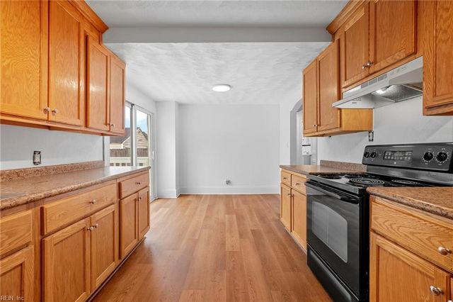 1208 Edgewood AVE, Chesapeake, VA 23324