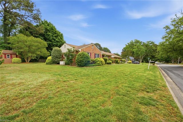 3436 Kings Grant RD, Virginia Beach, VA 23452