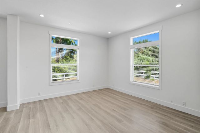 2090-94 Curtis, Vista, CA 92084