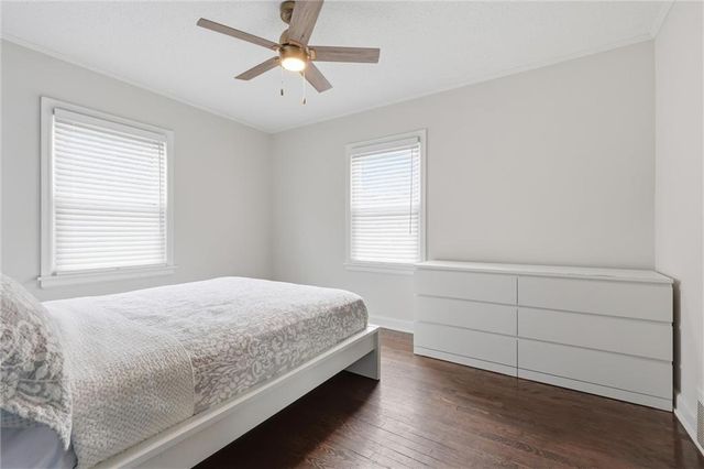 801 E 72nd Street, Kansas City, MO 64131