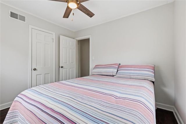 801 E 72nd Street, Kansas City, MO 64131