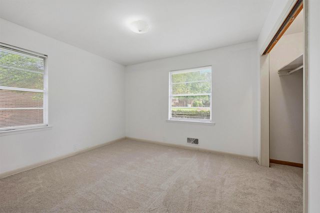 1119 W McGee Street, Sherman, TX 75092