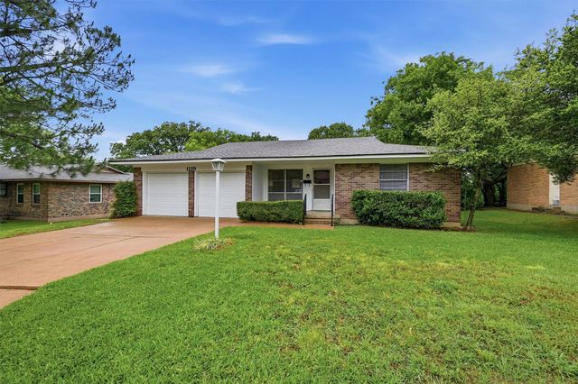 1119 W McGee Street, Sherman, TX 75092