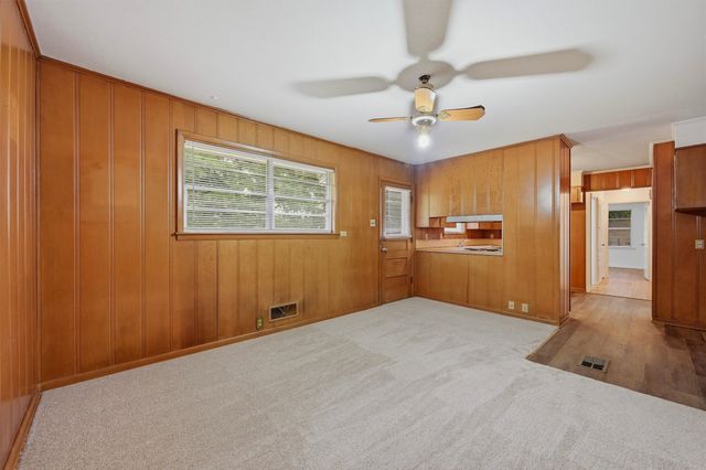 1119 W McGee Street, Sherman, TX 75092