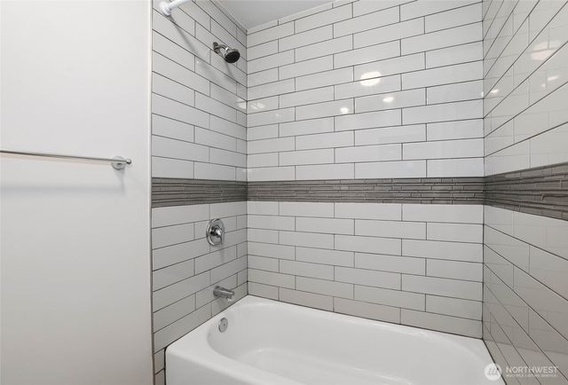 22911 23rd Place S, Des Moines, WA 98198
