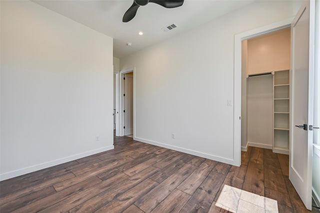 2247 Mail Avenue 101, Dallas, TX 75235