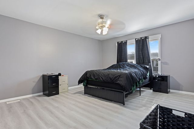 1055 HAMPTON HARBOR 1055, Schaumburg, IL 60193